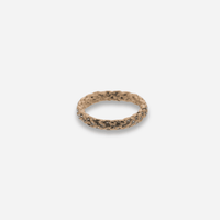 Bague anneau en métal vieux doré texturé, motif tressé sculpté, strass
